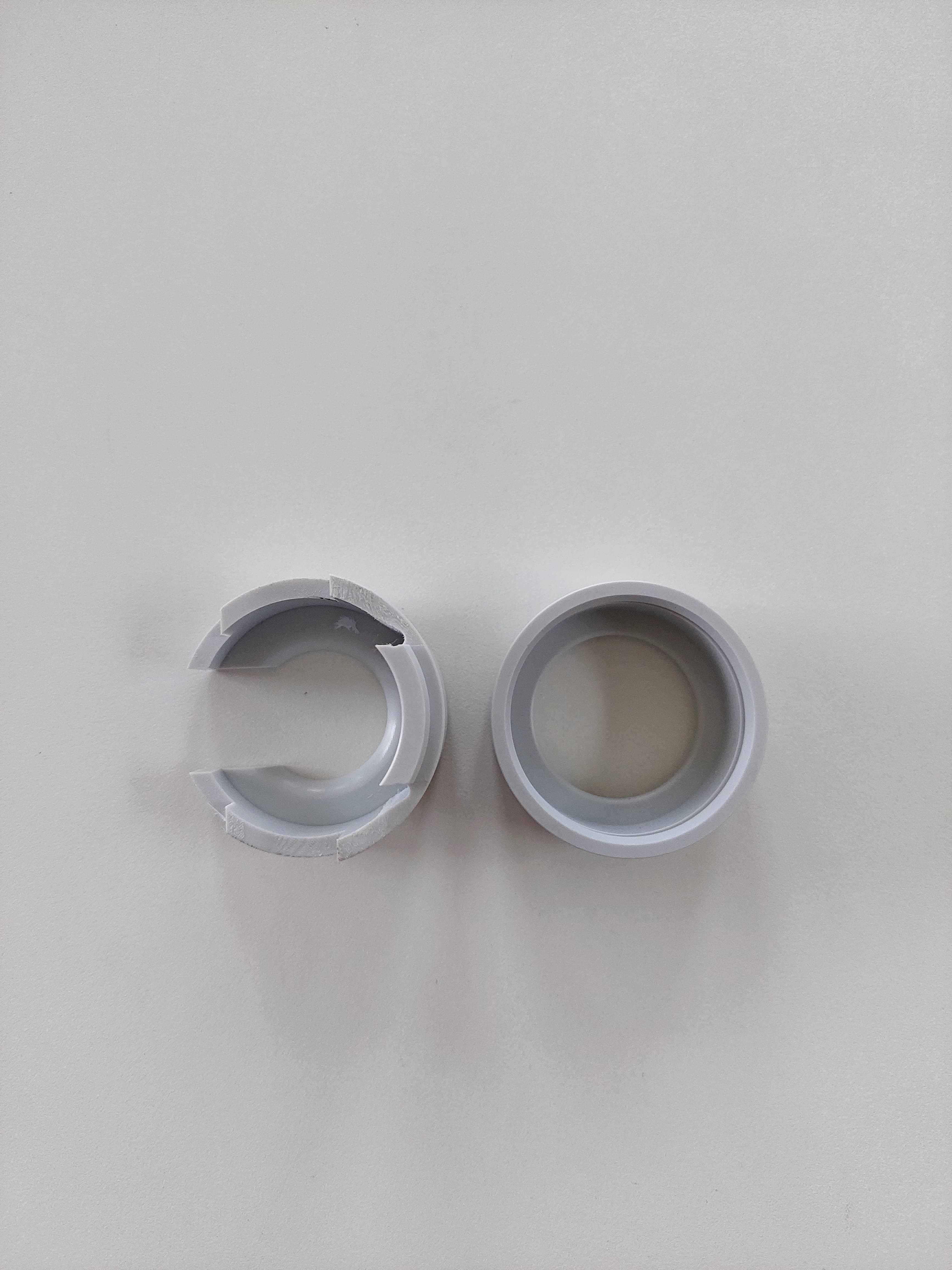 Closed ring for suction hoses